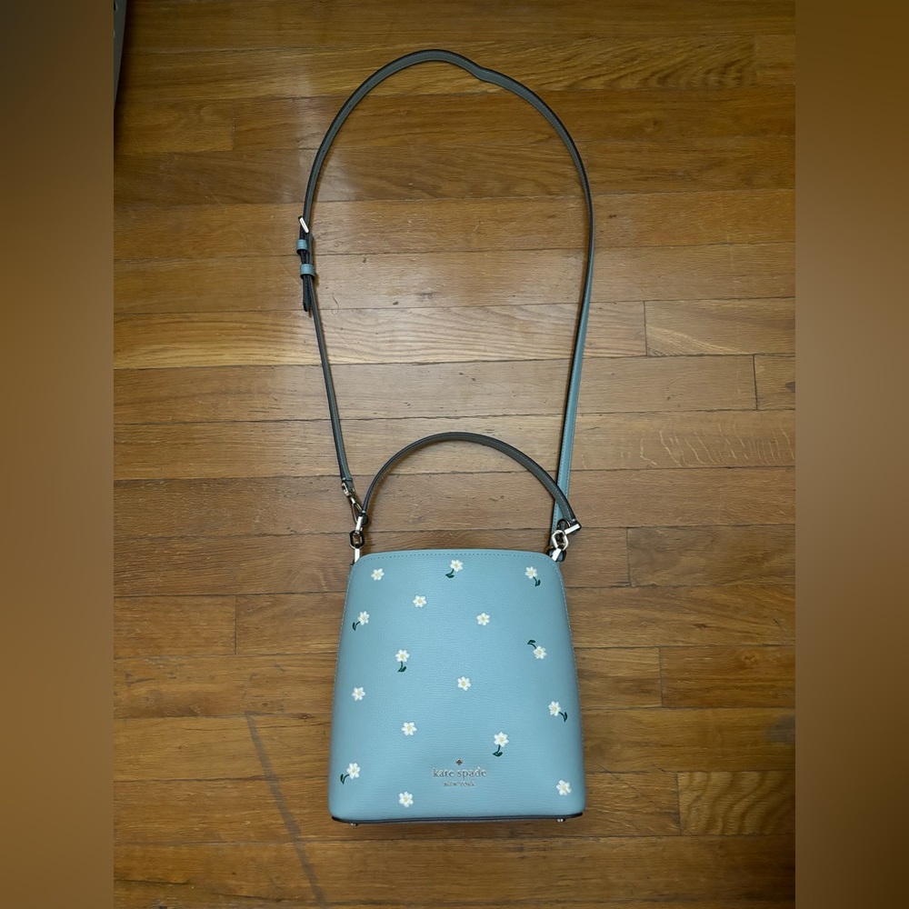 Kate Spade Daisy & Teal Purse